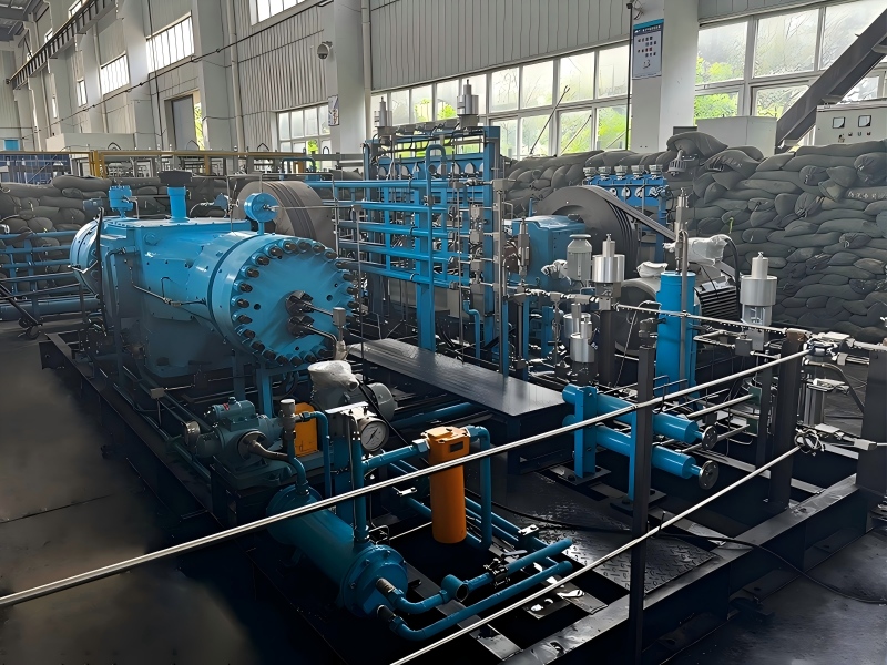 High-Pressure Compressor Selection: How to Evaluate 300 Bar and Above Applications